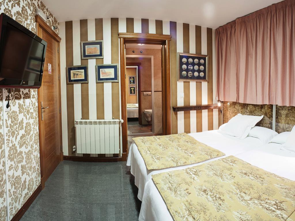 Ch Hostal Victoria 昆卡 外观 照片